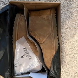Uggs neumel size 12